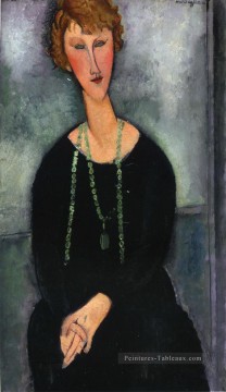 femme avec un collier vert madame menier 1918 Amedeo Modigliani Peinture à l'huile